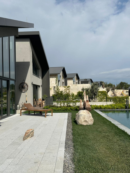special-villa-bergama-granite (3)